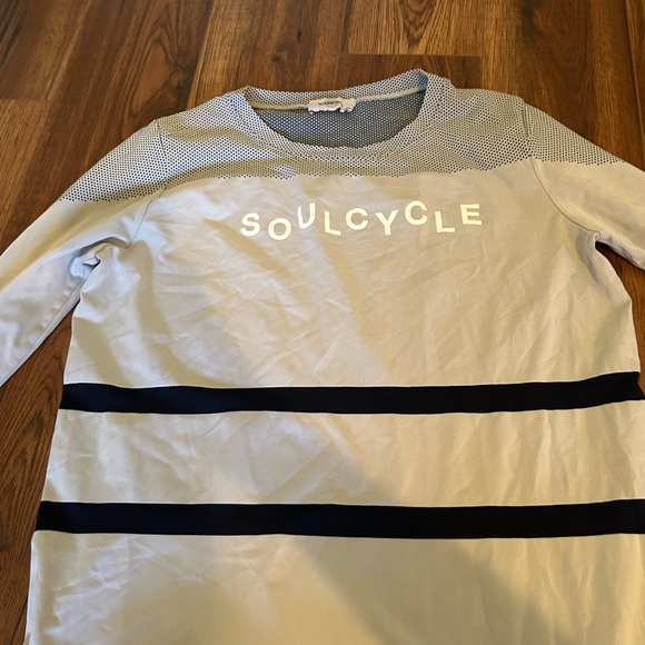 SoulCycle Long Sleeve Woman’s Shirt Size Medium - Picture 2 of 6